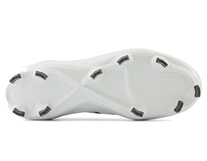 New Balance Fresh Foam 3000 V7 moulded cleat outsole