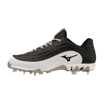 Mizuno Ambition 3  - Metal Cleats on a transparent background
